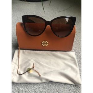 Authentic Tory Burch Tortoiseshell Sunglasses 😎